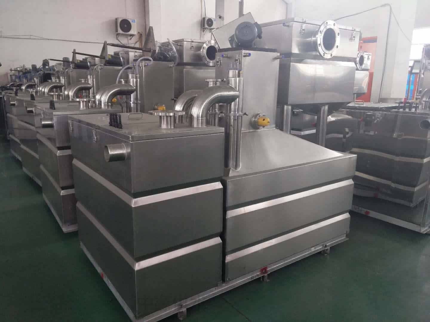 全自動隔油提升一體化設備是怎么將油污水分離出來的？